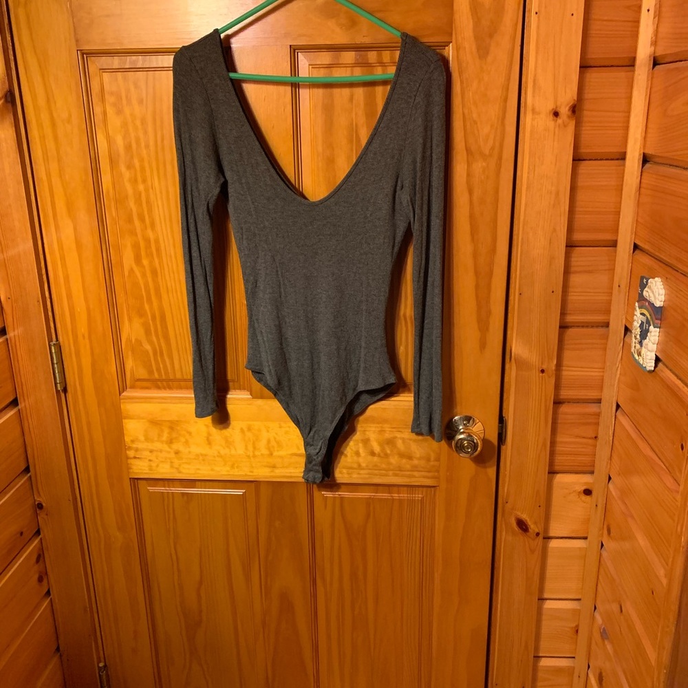grey long sleeve vneck bodysuit